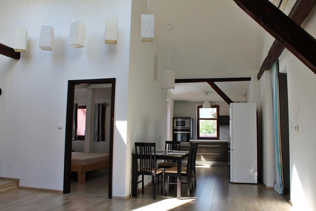 Attic With Parking, Near The Center Of Cb - 110M2 Apartment Ceske Budejovice Bagian luar foto